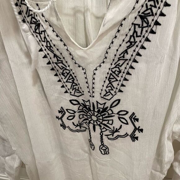 Calessa Tunic Women’s S Embroidered Floral Tunic Blouse Multi Color Boho - Picture 6 of 6